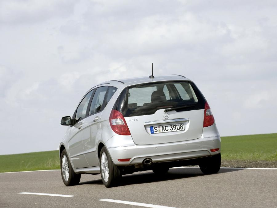  Mercedes-Benz A170 5-Door 2008 года  (фото 12 из 22)